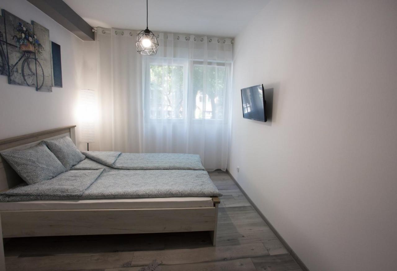 Apartman Petres Sombor Exterior foto