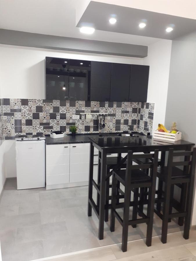 Apartman Petres Sombor Exterior foto